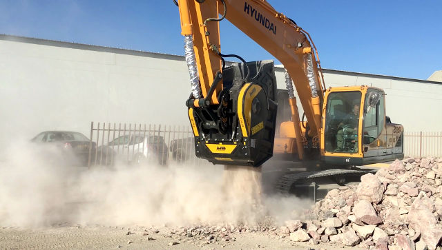 News - A new way of saving time and cost with the MB crusher bucket in Namibia