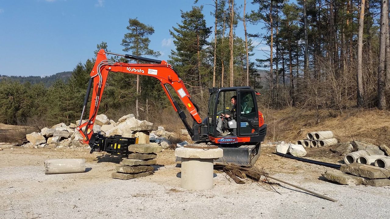 MB-G600 working in Slovenia